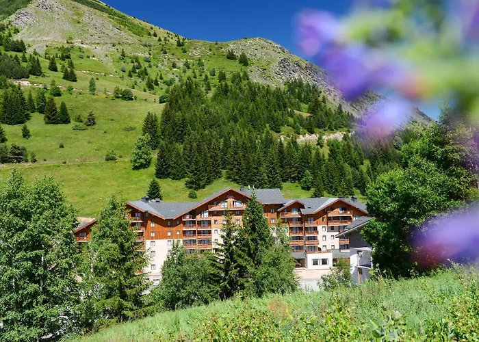 Residence Odalys Les Balcons D'Aurea Aparthotel Auris