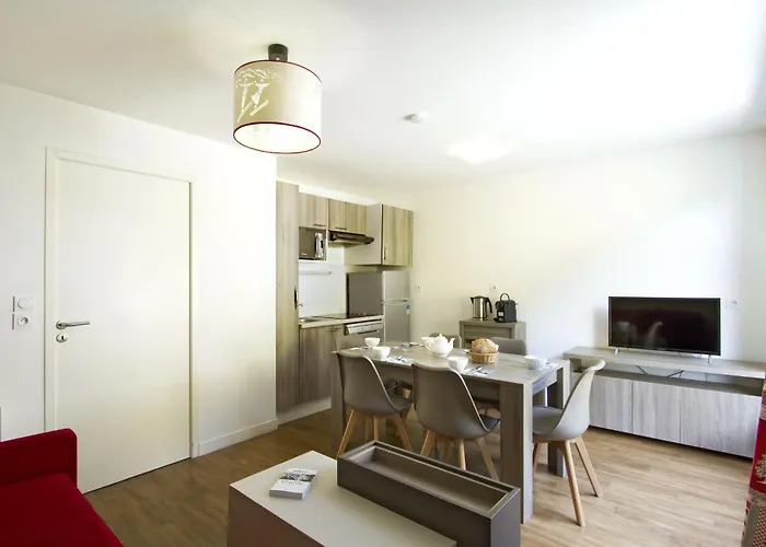 Aparthotel Residence Odalys Les Balcons D'Aurea 4*