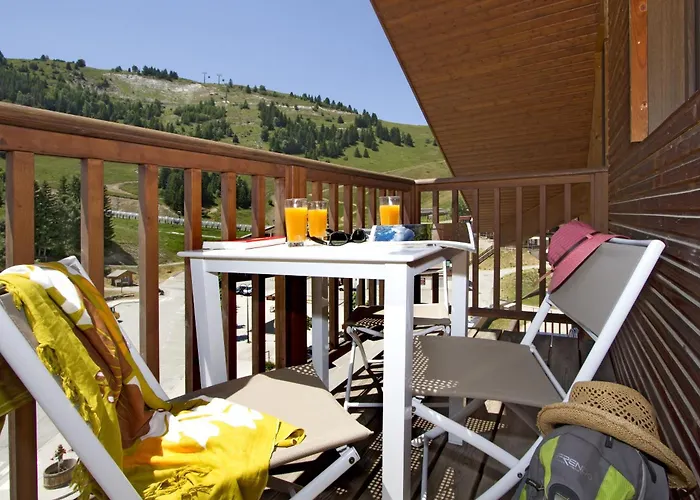 Residence Odalys Les Balcons D'Aurea 4* أوري