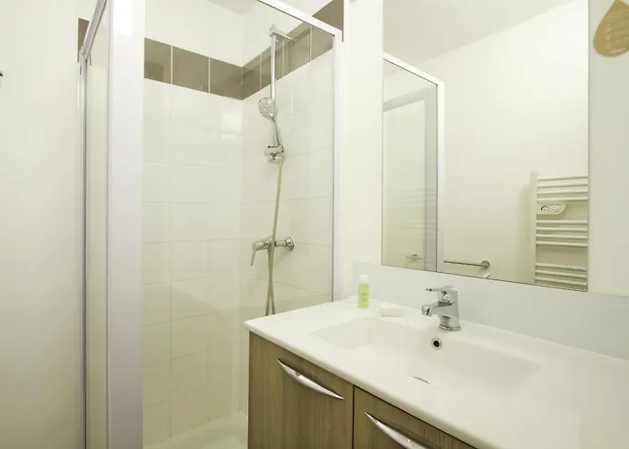 Residence Odalys Les Balcons D'Aurea 4* أوري
